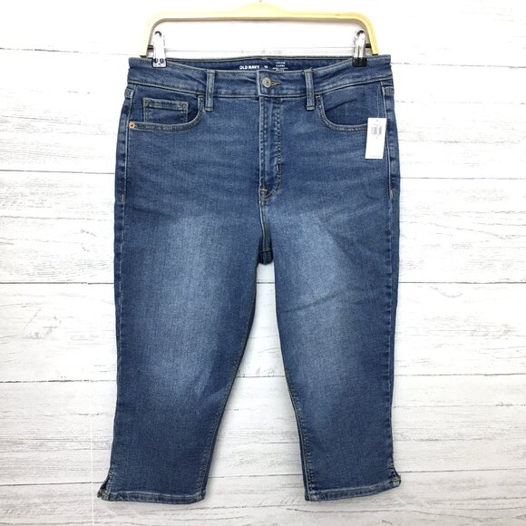 NEW Old Navy Women's Jeans High Rise Capri Stretch size 12 length 18" - Picture 1 of 9